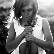 nh-child-photographer-violin-1
